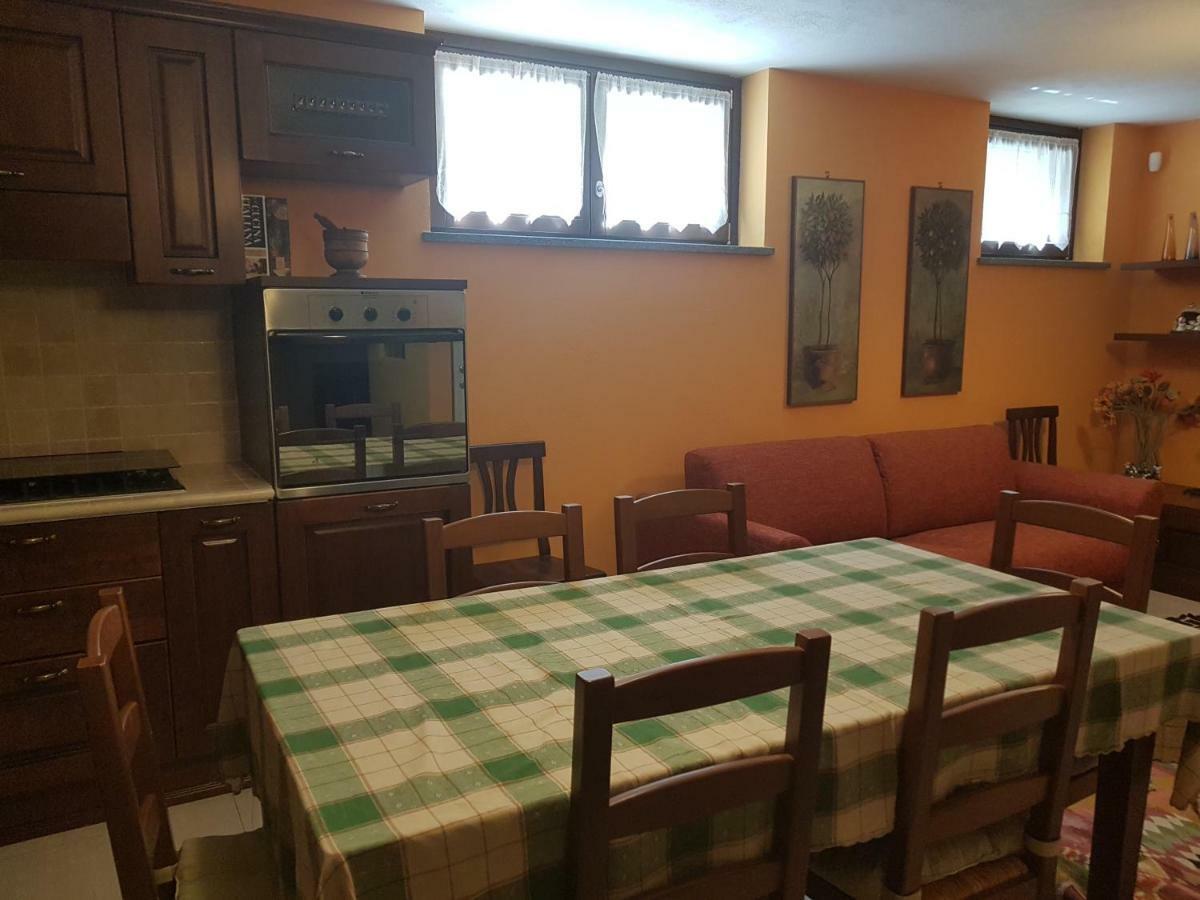 La Tavernetta Aosta Bagian luar foto